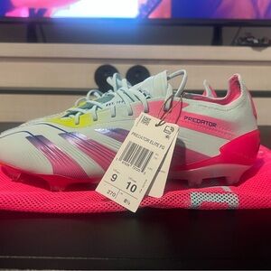 Adidas Predator Elite FG Men’s 9